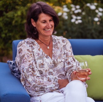 Relax with an unbreakable Wine Tumbler